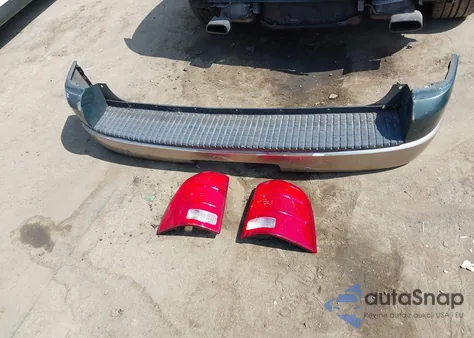 2003 Ford Explorer Eddie Bauer z USA, uszkodzony, nr VIN 1FMZU64K43UB54830